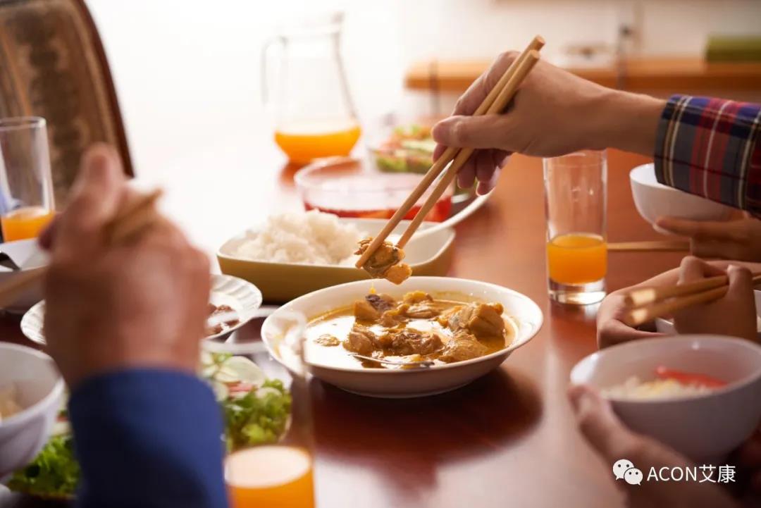 因?yàn)楹鲆暽眢w出現(xiàn)的這些變化，他們最后被確診結(jié)腸癌